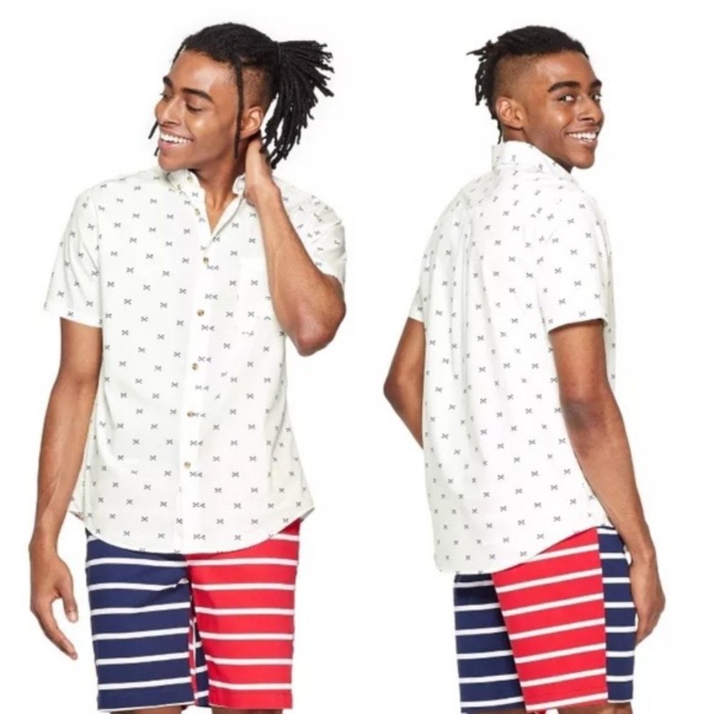 Men’s Vineyard Vines X Target Fishbone button up shirt size XL